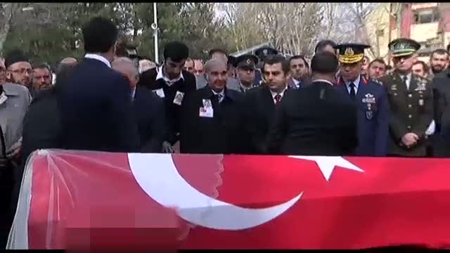Kayseri'nin ilk kadın şehidi duvağıyla uğurlandı