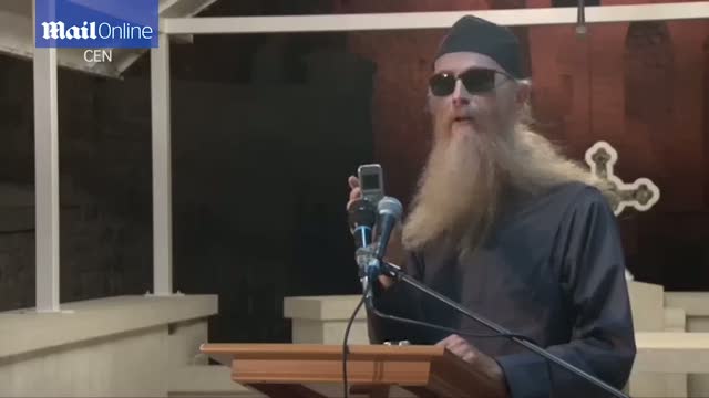 Papaz şeytanın sesini kaydetti!