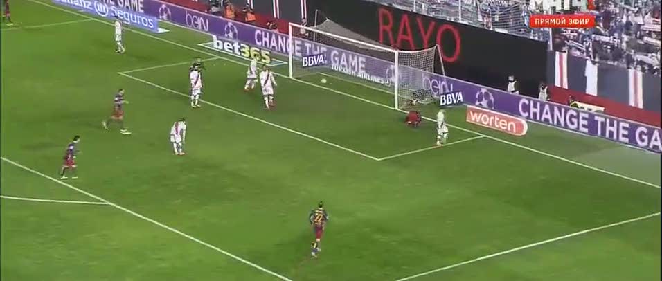 Arda Turan Barcelona'da ilk golünü attı