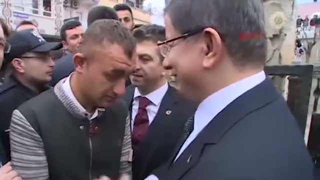 Şırnaklı gençten Davutoğlu'nu duygulandıran sözler
