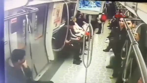 Metrodaki bomba şakası kamerada