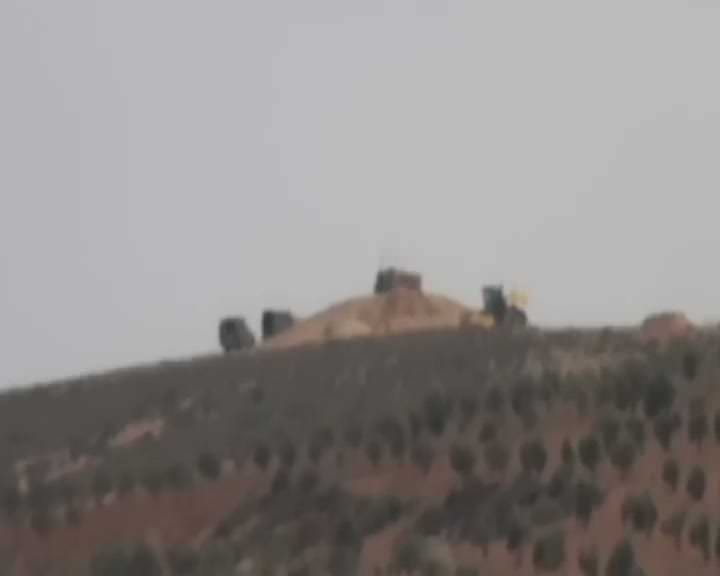 Tanklar ve Fırtına Obüsleri DAEŞ mevzilerini vuruyor