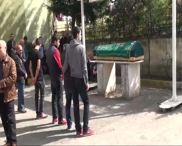 Boğaziçi Köprüsü’nden atlayan Erol Çetin defnedildi