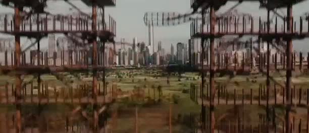 Uyumsuz Serisi: Yandaş Bölüm 1 filminin fragmanı