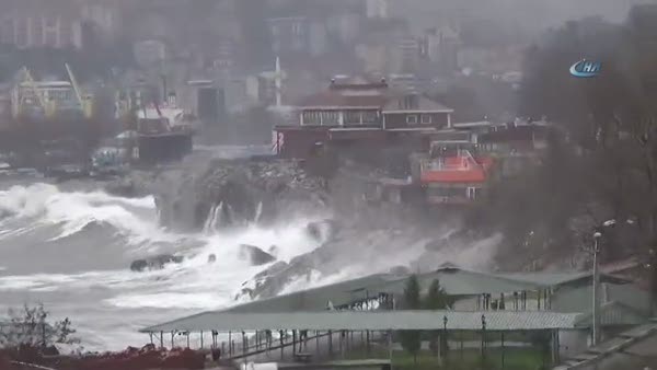 Zonguldak’ta şiddetli fırtına