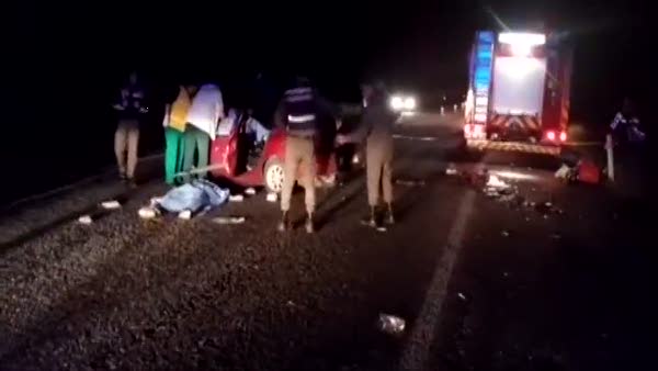 Manisa'da feci kaza: 3 ölü, 7 yaralı