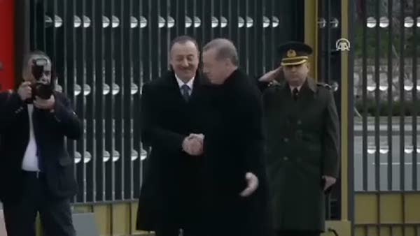 Aliyev Ankara'da