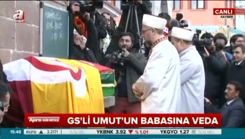 Umut Bulut babasına gözyaşlarıyla veda etti