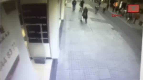 İstanbul'daki patlama anı kamerada!