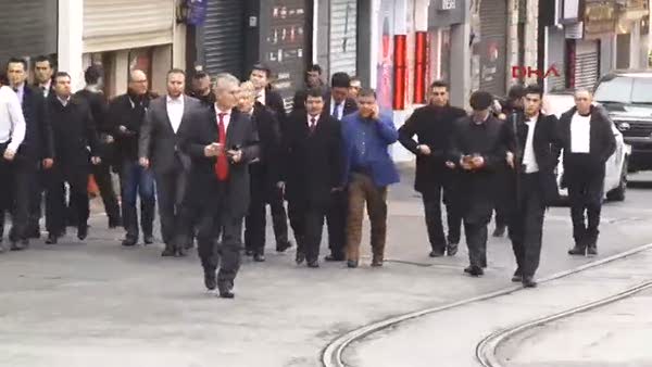 İstanbul Valisi Vasip Şahin, Taksim'de açıklamalarda bulundu