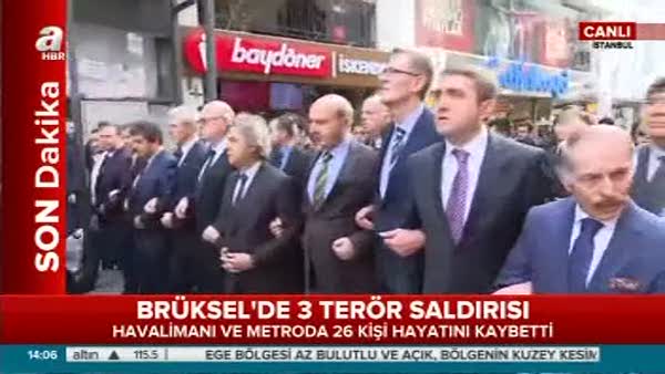 Belediye Başkanları İstiklal'de kol kola yürüdü