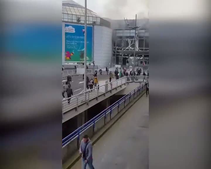 Brüksel'deki patlama amatör kamerada!