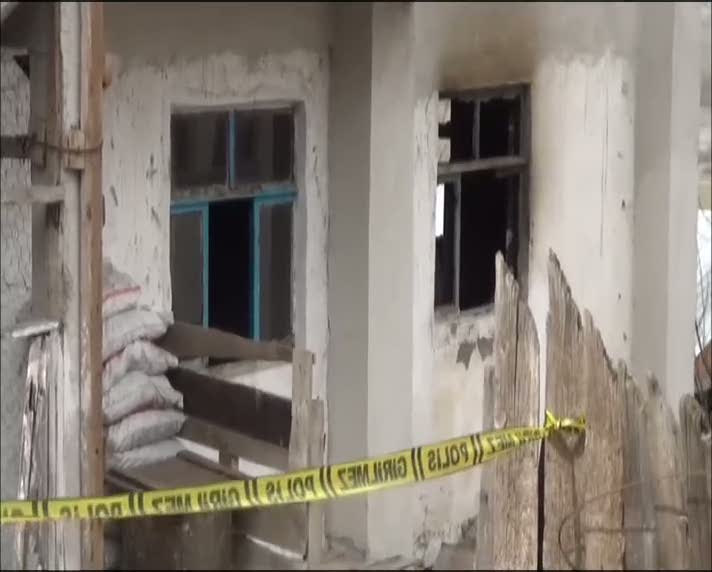 İki çocuk yangında can verdi!