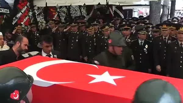 Şehit Jandarma Uzman Çavuş Mustafa Şahin dualarla uğurlandı