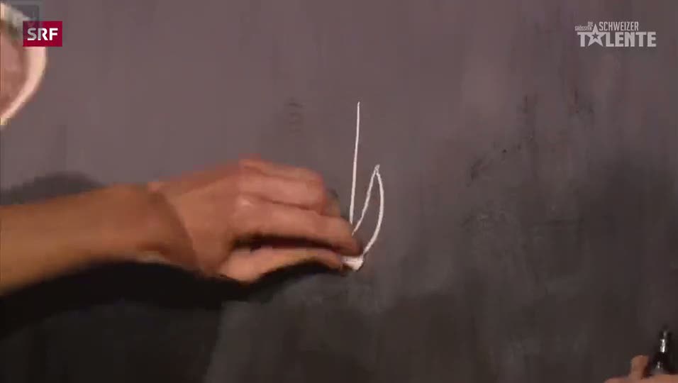 Yetenek yarışmasında 4 kırmızı alan kadından jüriye şok