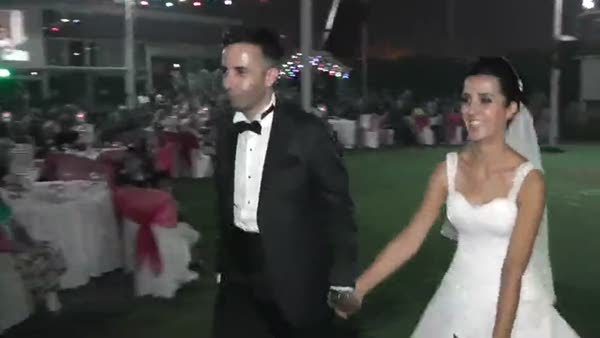 Şehit Yüzbaşı Halil Özdemir'in 1 yıl önceki düğün görüntüleri