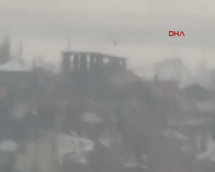 Yüksekova'da PKK'nın tuzakladığı patlayıcılar imha ediliyor