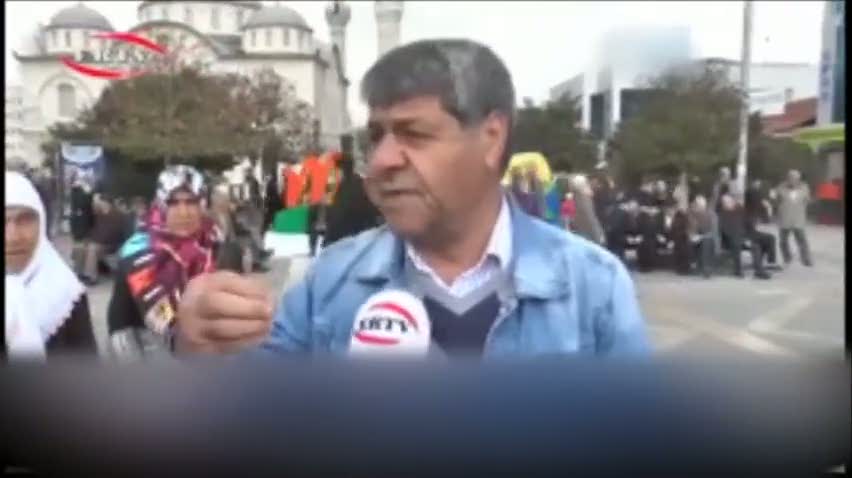 Bu adamın vatan sevgisi hayran bırakıyor!