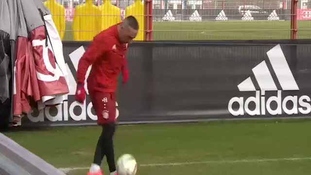 Ribery antrenmanda şov yaptı