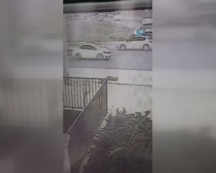 Diyarbakır’daki bombalı saldırı anı kamerada