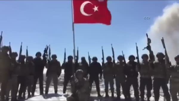 Türk Bayrağı altında Yüksekova'yı inlettiler