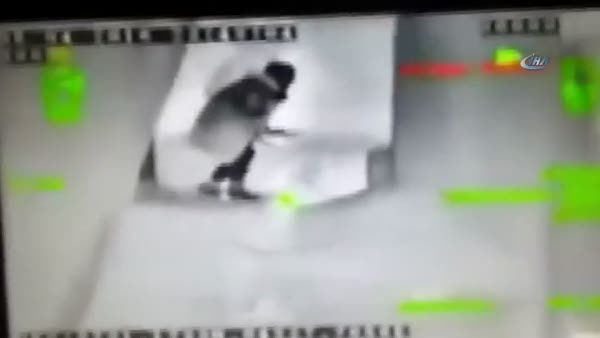Şırnak'ta teröristin vurulma anı kamerada