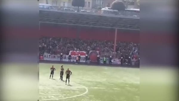 Karagümrük-Amedspor maçında tribünler bu tezahüratı yaptı