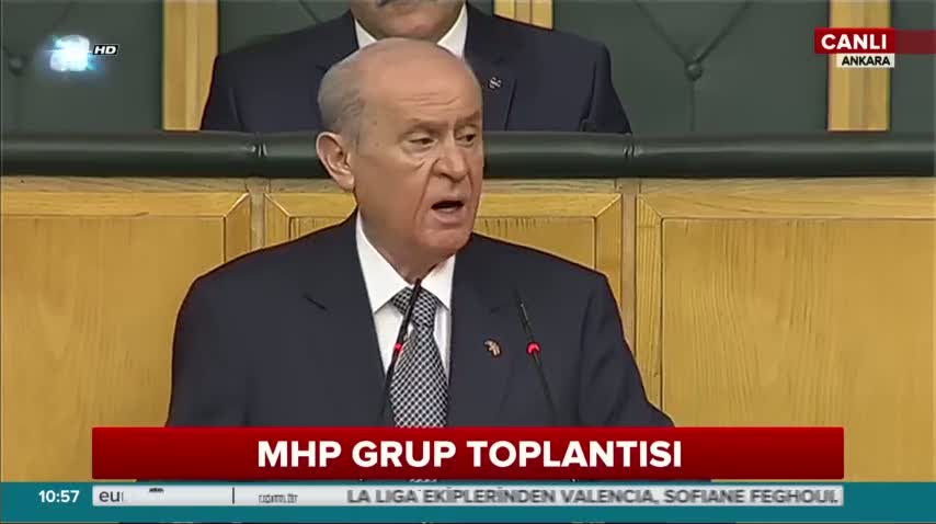 Bahçeli, grup toplantısında 'Paralel Yapı'ya yüklendi