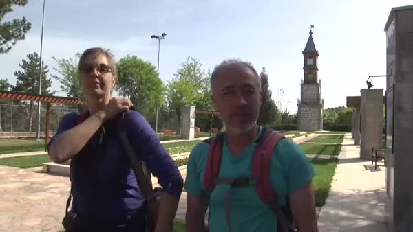 İstanbul'dan Mekke'ye yürüyerek Hac yolculuğu