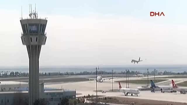 Telsiz frekansını meşgul eden helikopter pilotuna isyan ettirdi!