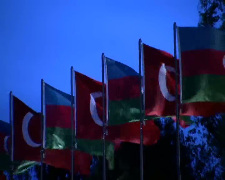 Cumhurbaşkanı Erdoğan Aliyev'le bir araya geldi