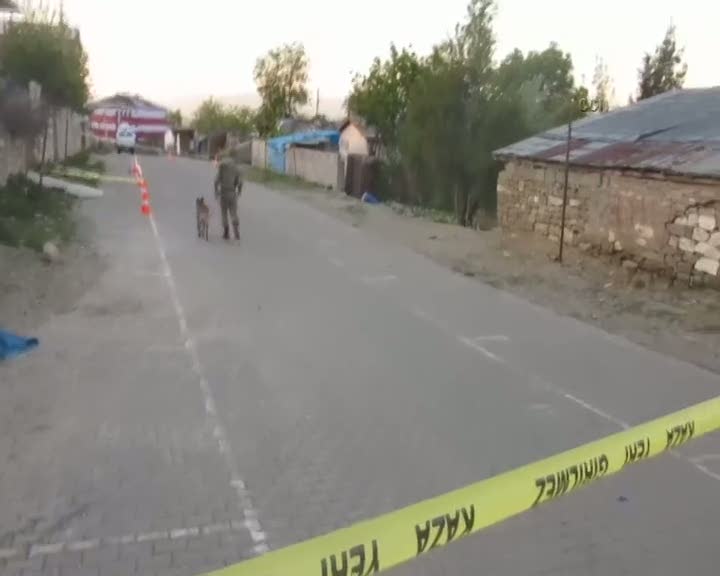 Diyarbakır'da caminin karşısında 200 kiloluk bomba
