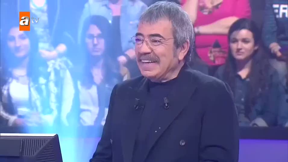 Kim Milyoner Olmak İster'de Atatürk'le nasıl tanıştığını anlattı!