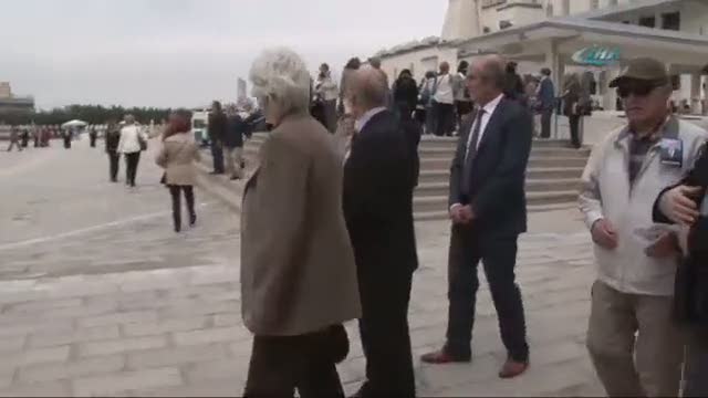 Arkadaşının cenaze törenine katıldı ama namaz kılmadı