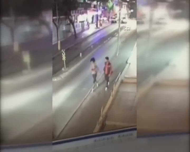 İstanbul'da kaçırılıp tecavüz edilen Amerikalı kız kamerada!