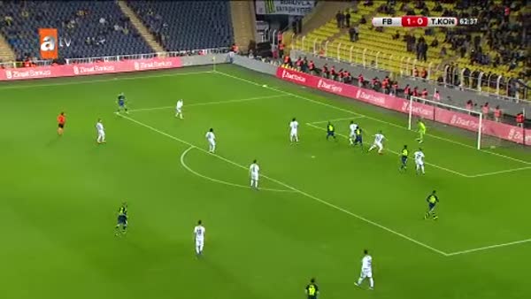 Fenerbahçeli Ozan'dan tehlikeli hareket!