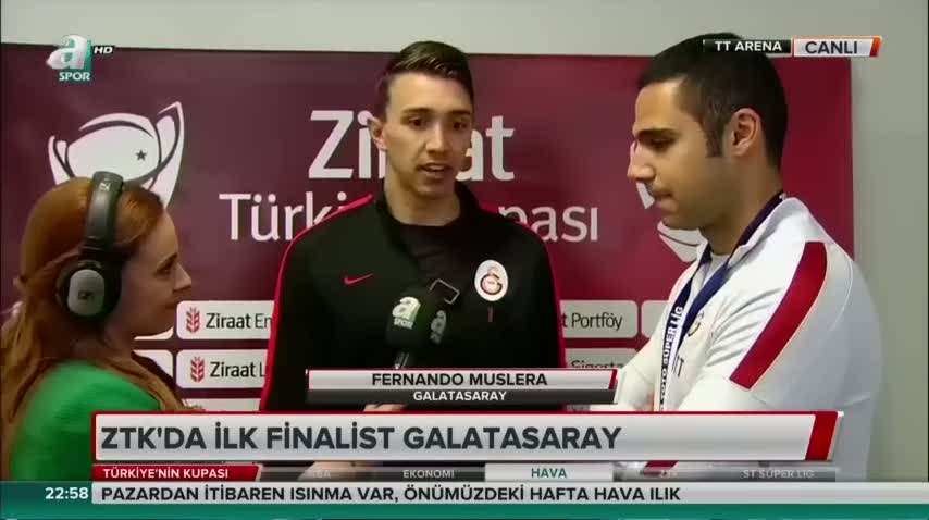 Muslera ayrılık sinyali verdi