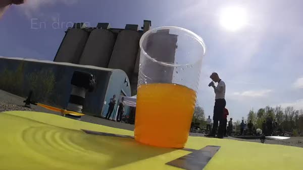 Takla atsa bile portakal suyunu düşürmeyen drone