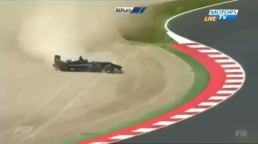 Formula 3 yarışında feci kaza!