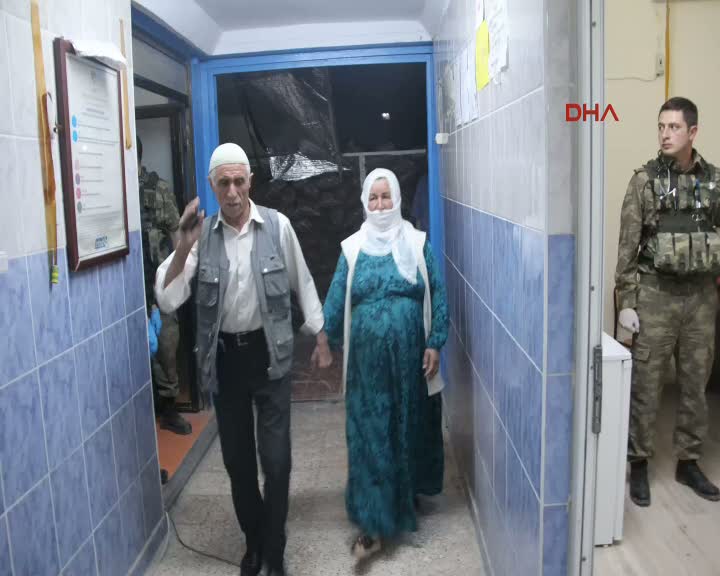 Teslim olan kadın terörist ailesiyle görüştürüldü