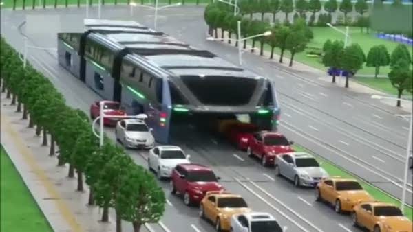 Çin'de trafikten etkilenmeyen otobüs projesi