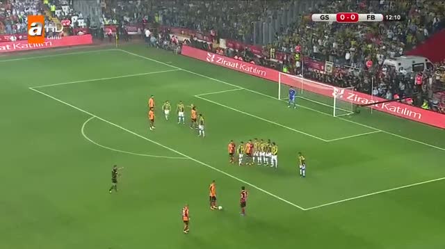 Galatasaray'dan 'bu da kaçar mı' dedirten pozisyon!