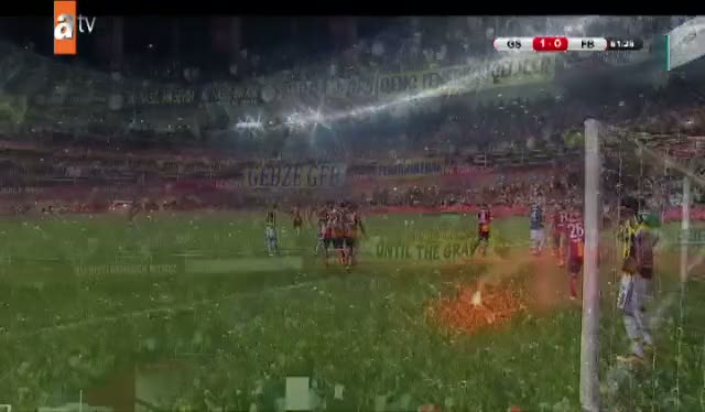 Fenerbahçe'den tehlikeli pozisyon