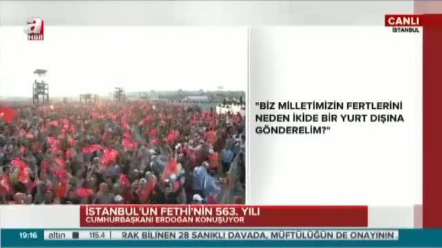 Fetih töreninde dikkat çeken slogan!