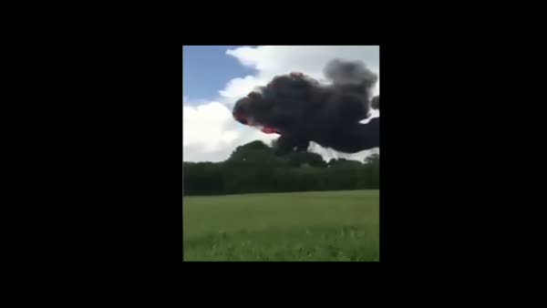 ABD savaş uçağının patlama anı kamerada