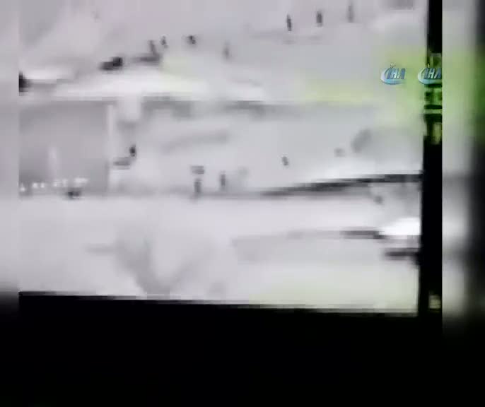 Sızmaya çalışan teröristlerin vurulma anı kamerada