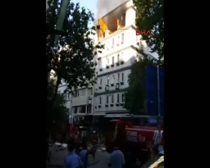 Cihangir'de patlama!