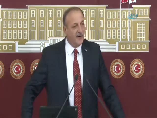 MHP’de şok istifa !