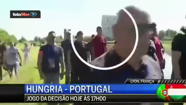 Ronaldo mikrofonu göle fırlattı