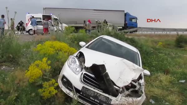 Sandıklı'da trafik kazası: 1 ölü, 4 yaralı
